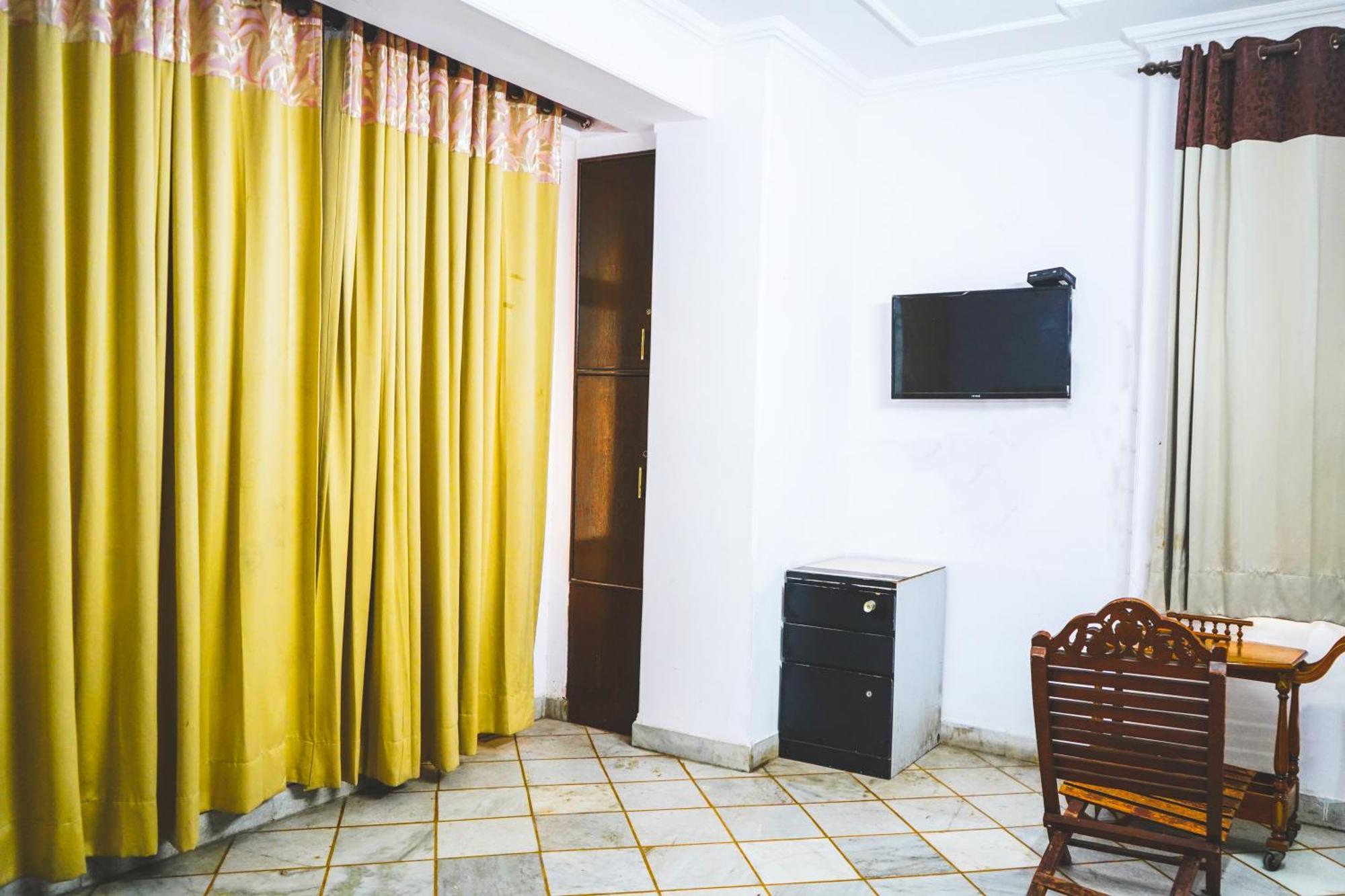 Iconic Residency - Near Ganga Ram Hospital New Delhi